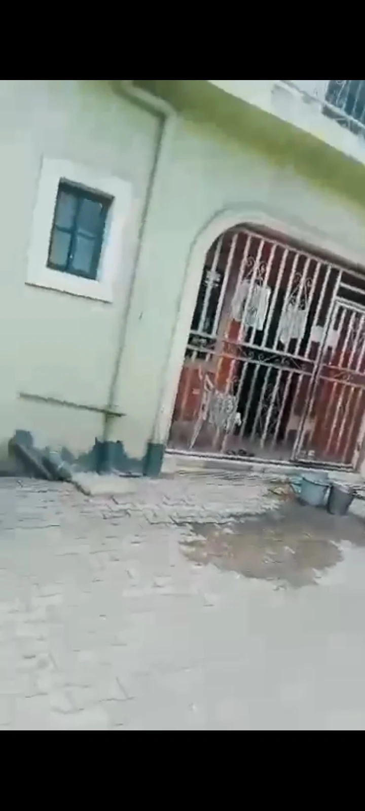Duplex for Sale in Location : Sars, Port Harcourt, Rivers - Image 1