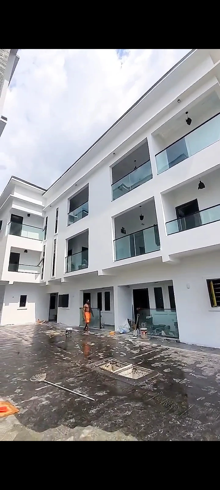 2 Bedroom Flat for Rent in Off Mbaraja Road, Rivers - Image 1