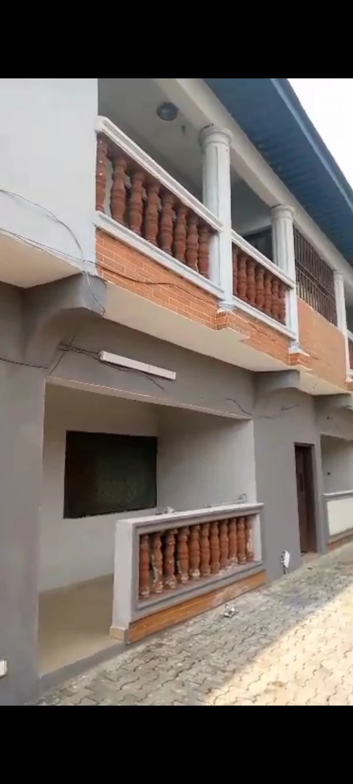 2 Bedroom Flat for Sale in off rumuokoro rumuagholu asix, Rivers - Image 1