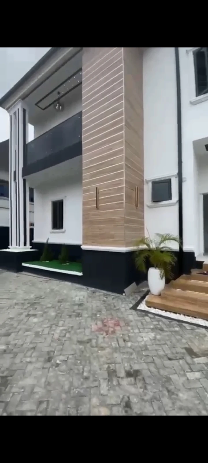 Duplex for Sale in Estate @ Lugbe,, FCT - Image 1