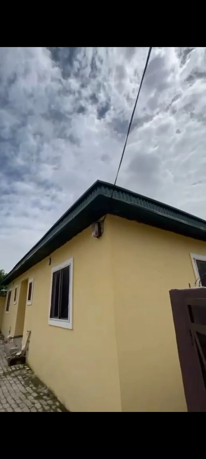 3 Bedroom Flat for Sale in Apu Road, Rivers - Image 1