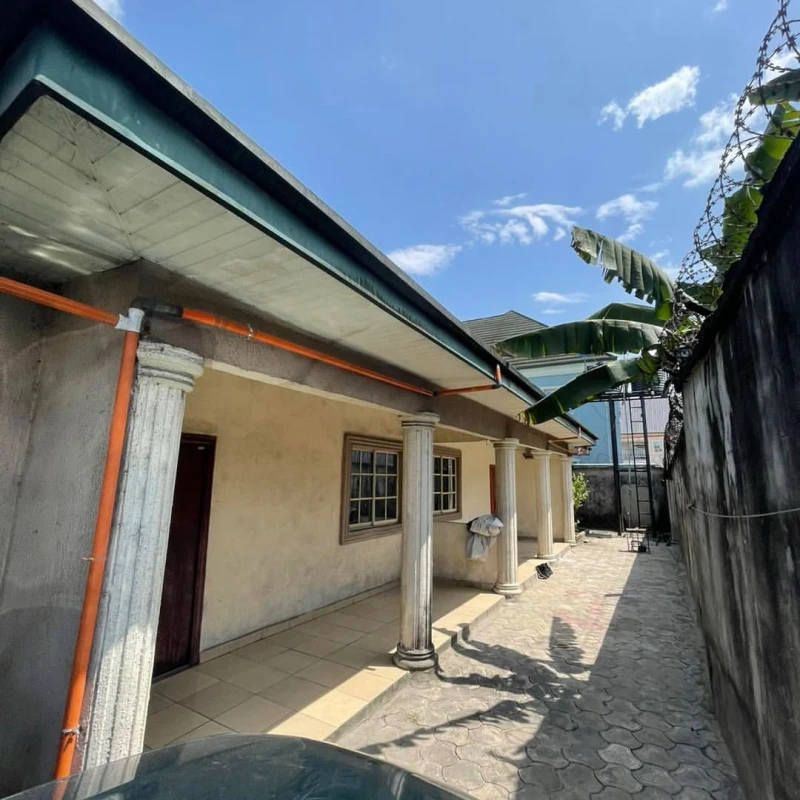 3 Bedroom Flat for Sale in Igwuruta, Rivers - Image 1