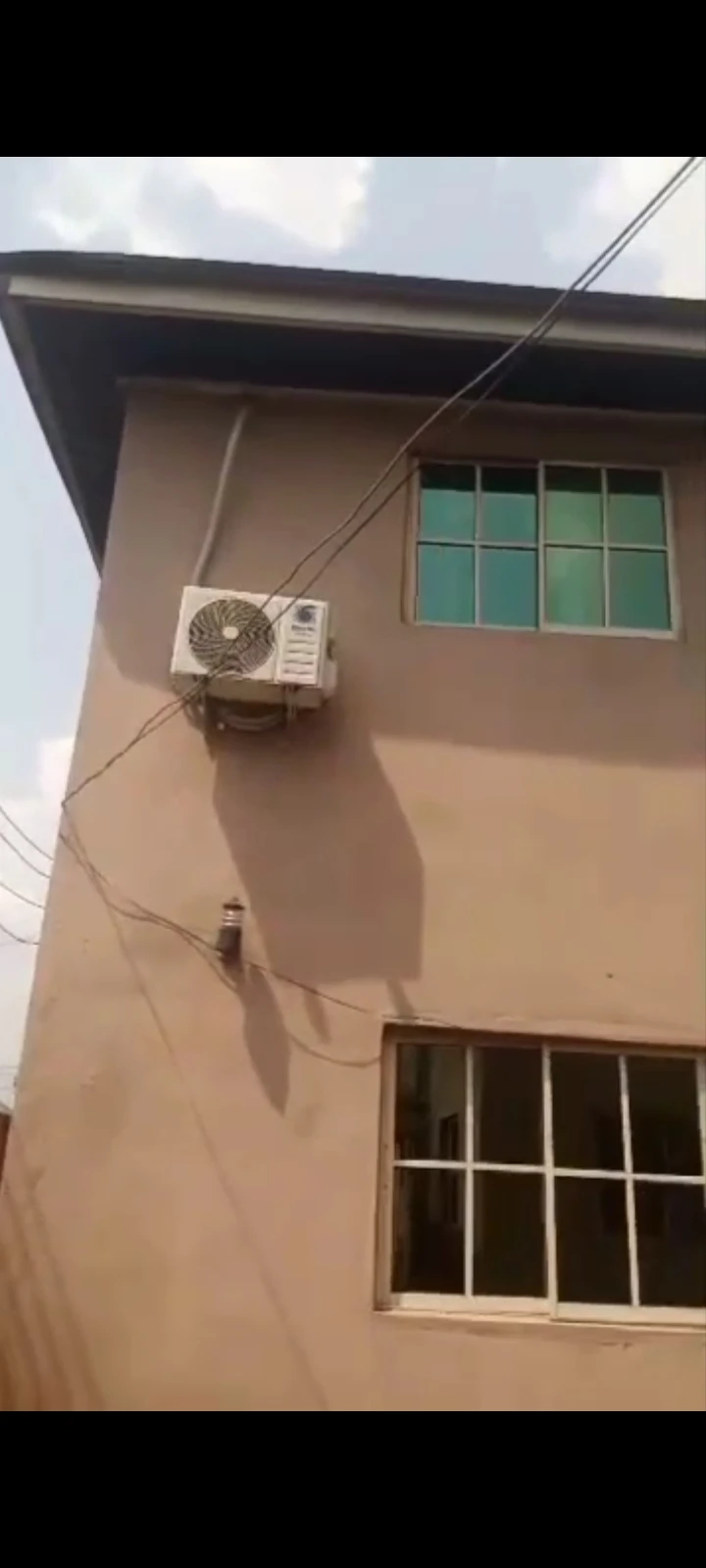 3 Bedroom Flat for Sale in Akapjo, Rivers - Image 2