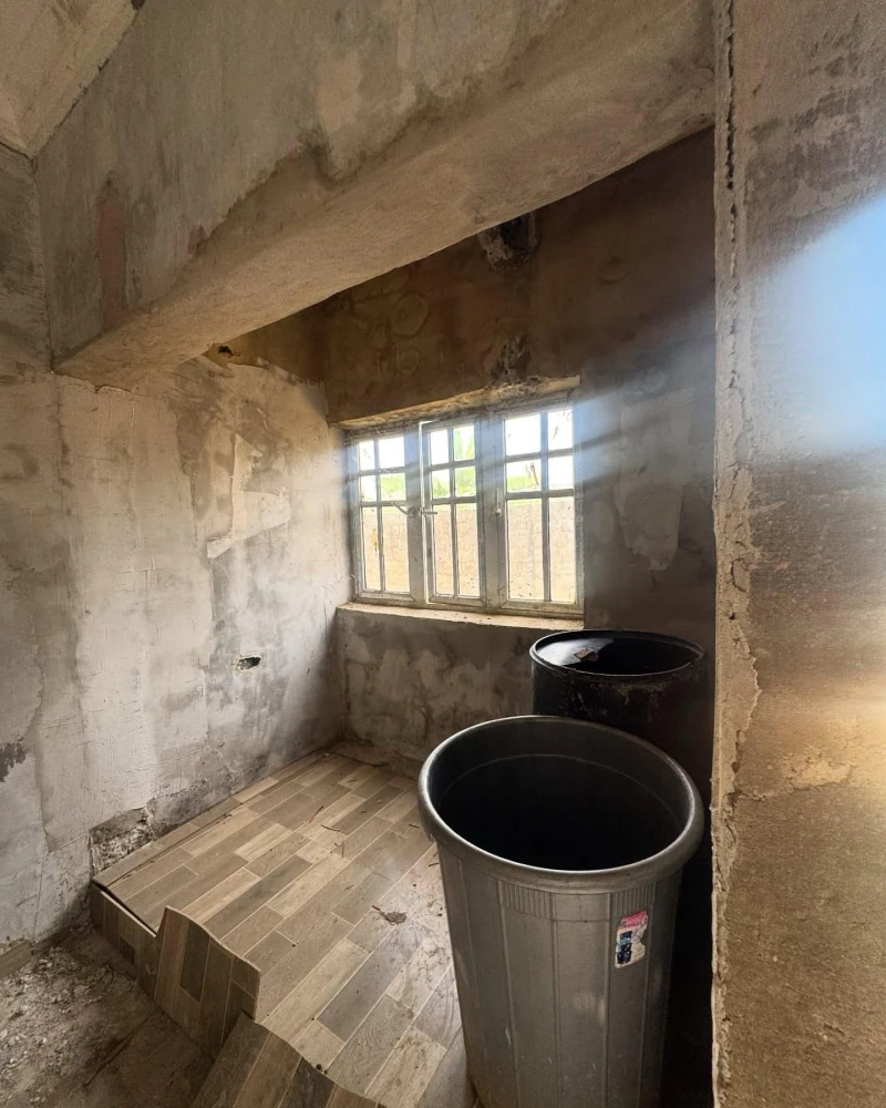 3 Bedroom Flat for Sale in Rumukparali, Ozuoba, Rivers - Image 5
