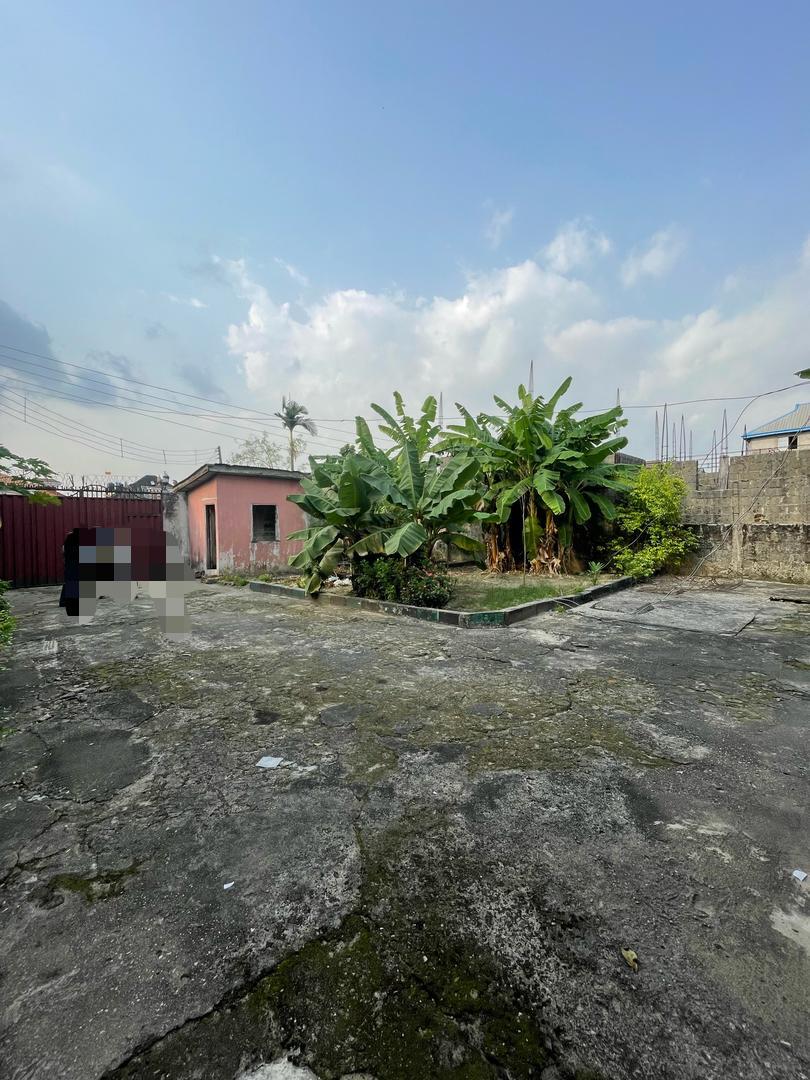 Bungalow for Sale in Off East West Road, Rumuodara, Rivers - Image 1