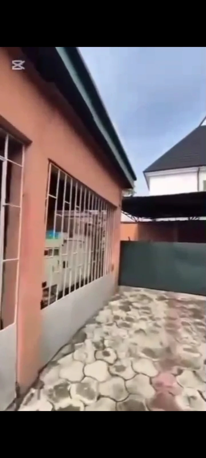 Bungalow for Sale in SARS Road, Rivers cover picture