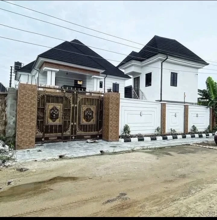 Duplex for Sale in Royal Estate, Off Rumuokwurusi Tank Flyover,, Rivers cover picture