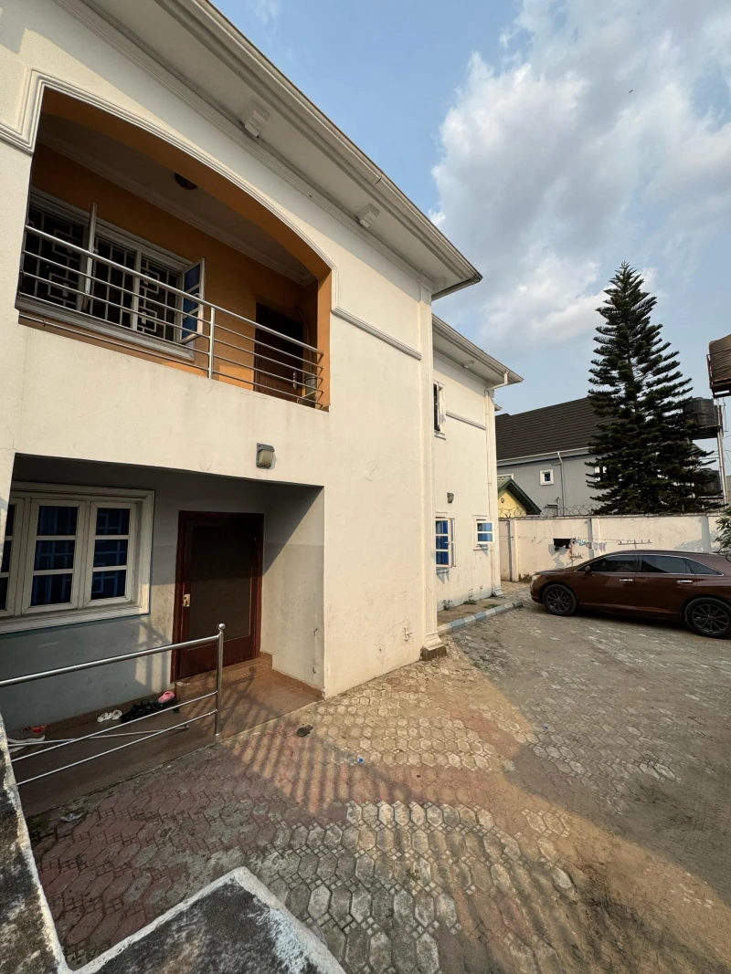 property cover photo