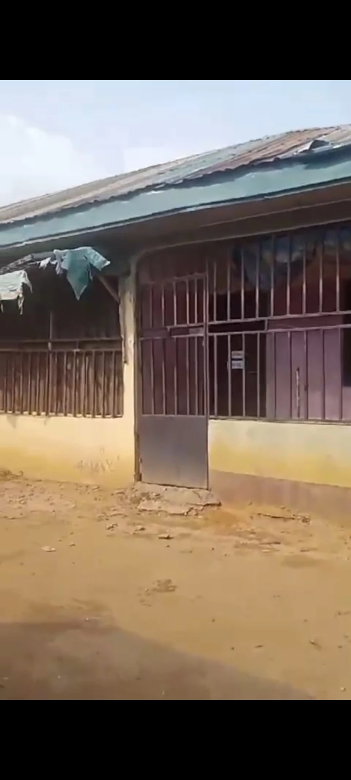 SelfContain for Sale in Behind Wazobia, Rumuosi, Rivers cover picture