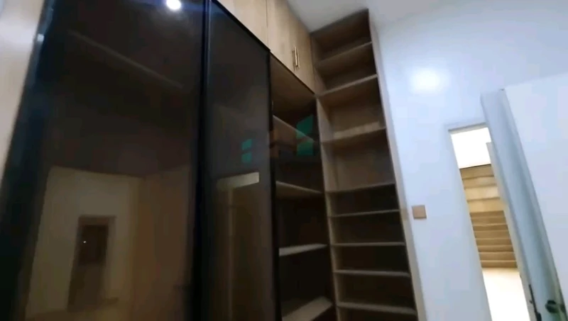 Duplex for Sale in Thinkers corner, Enugu - Image 1