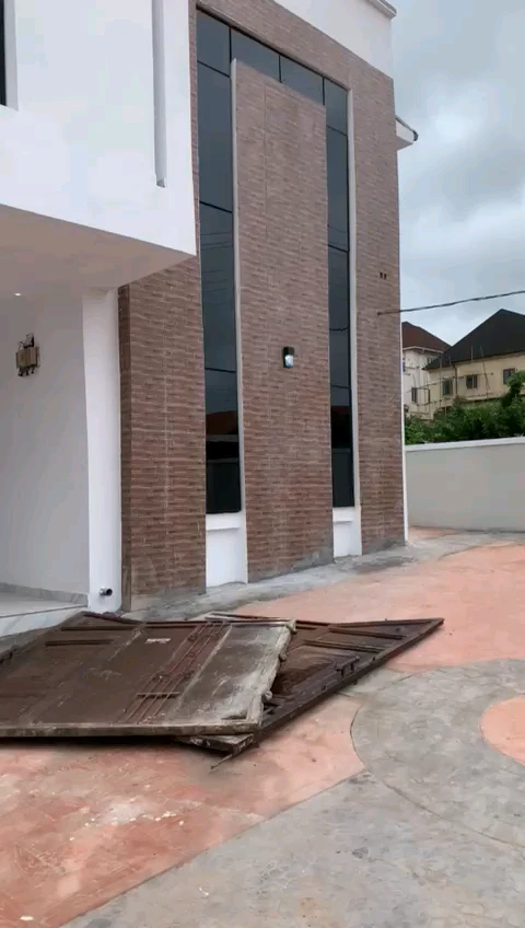 Duplex for Sale in Premier layout, Enugu - Image 1