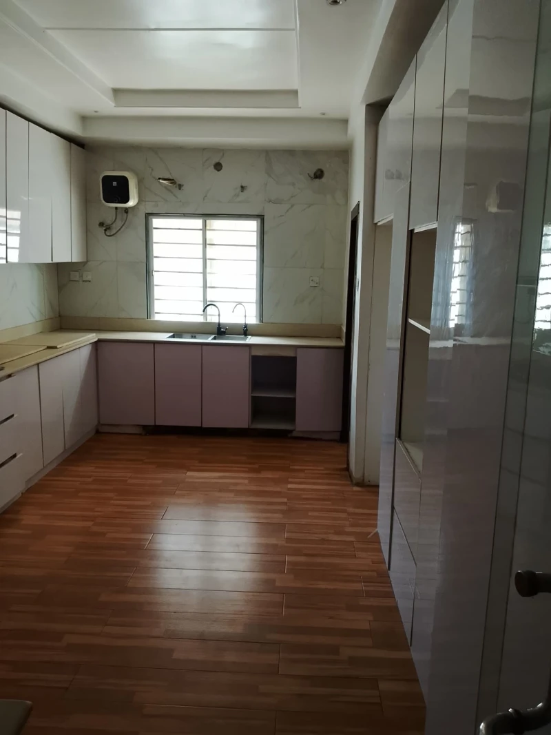 Duplex for Sale in Thinkers corner, Enugu - Image 1