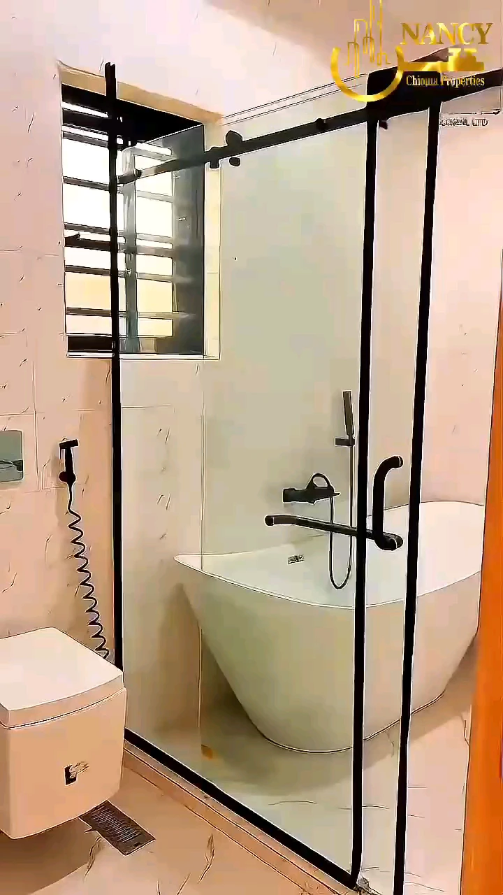 Duplex for Sale in Valley Estate GRA, Enugu - Image 3
