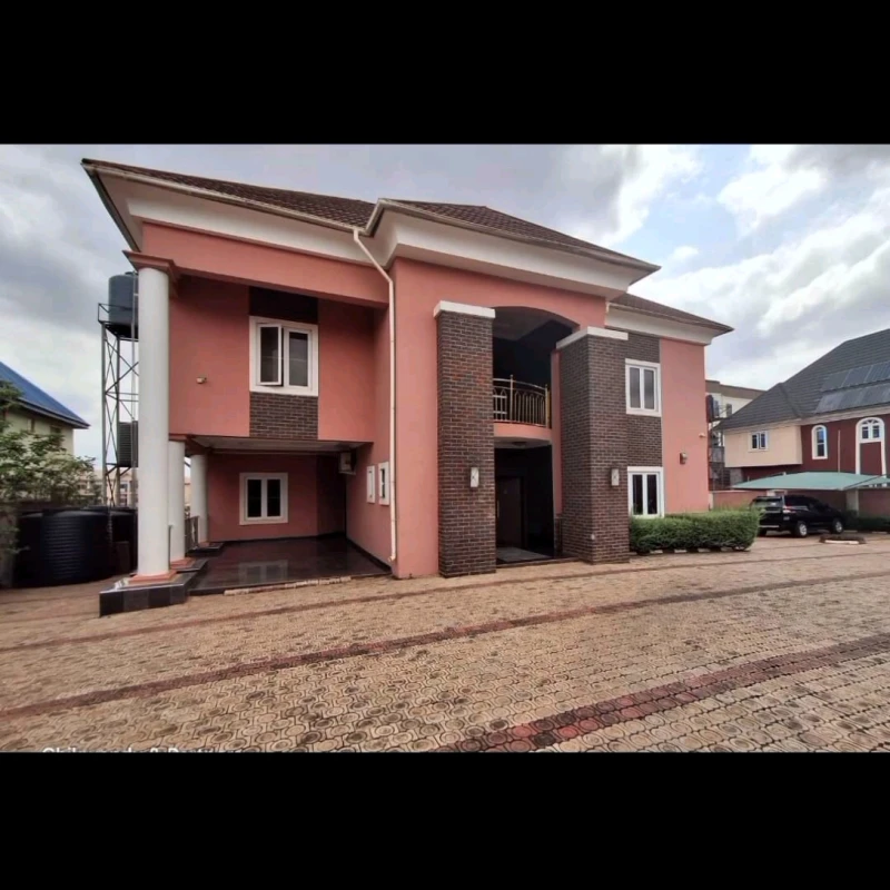 Duplex for Sale in Presidential Road, Enugu - Image 6