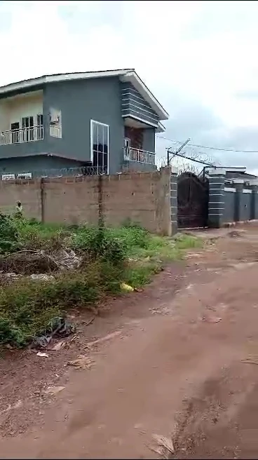 Land for Sale in Premier layout, Enugu - Image 3