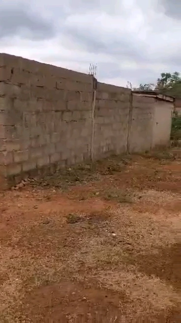 Land for Sale in Premier layout, Enugu - Image 3