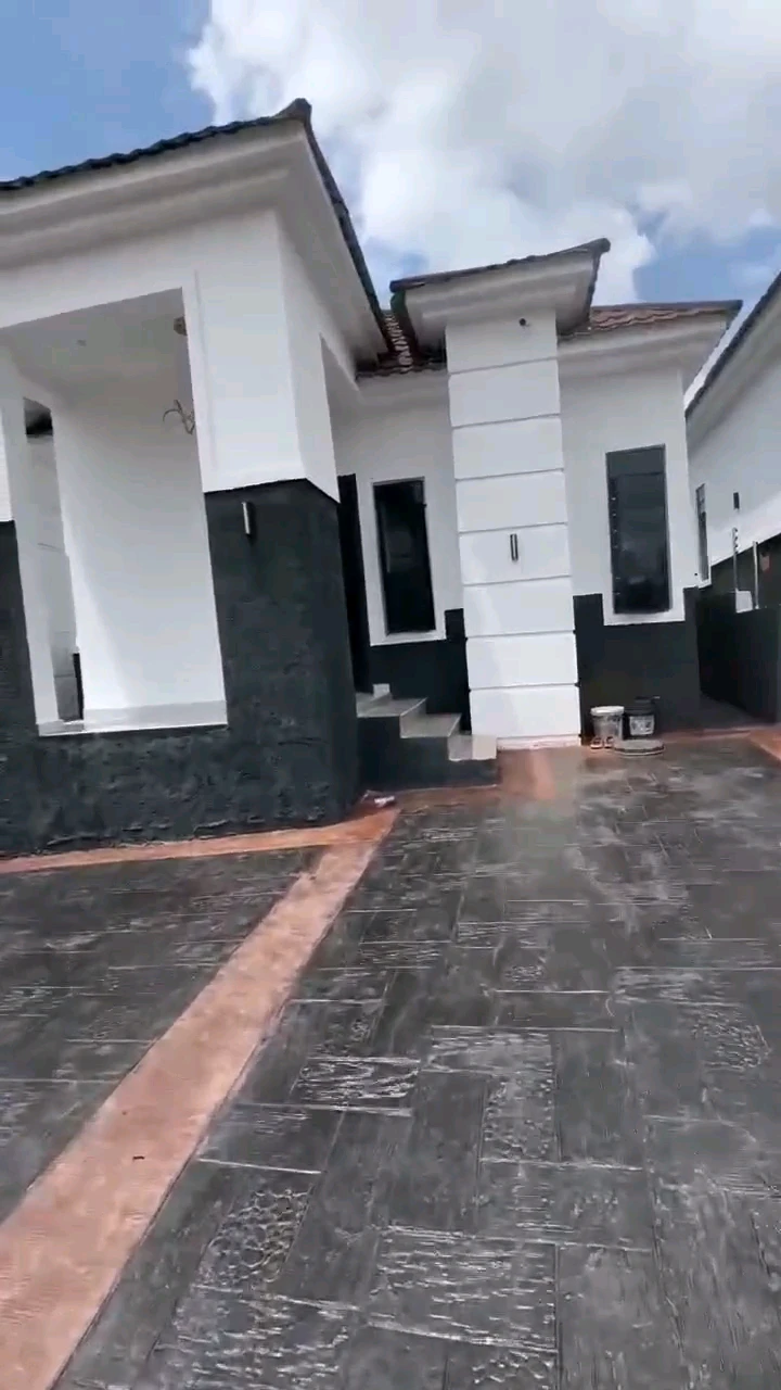 Bungalow for Sale in Helui, Enugu cover picture