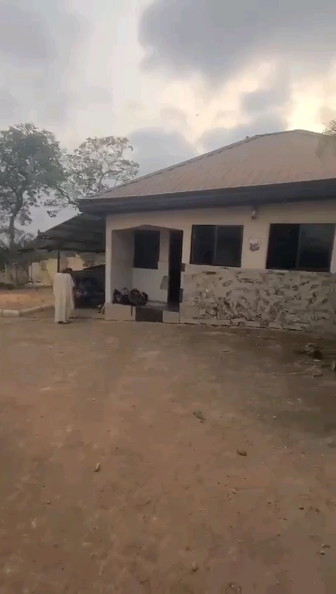 Bungalow for Sale in Independent layout, Enugu cover picture