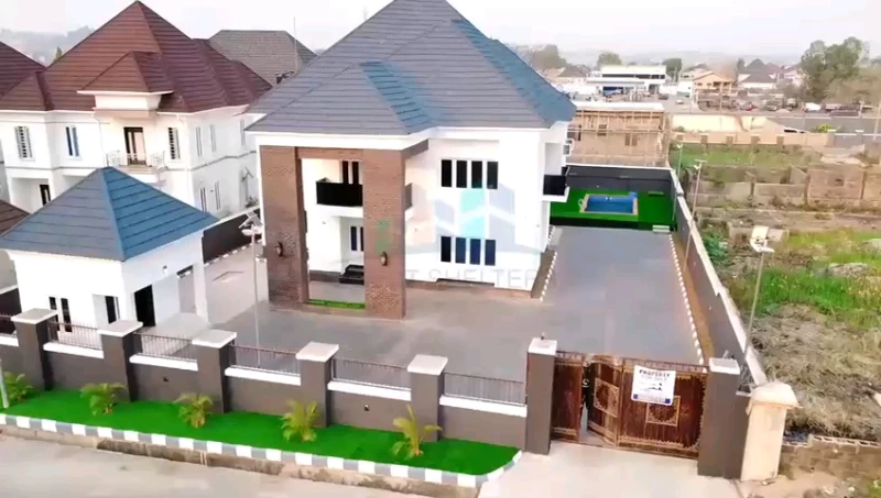 Duplex for Sale in Thinkers corner, Enugu cover picture