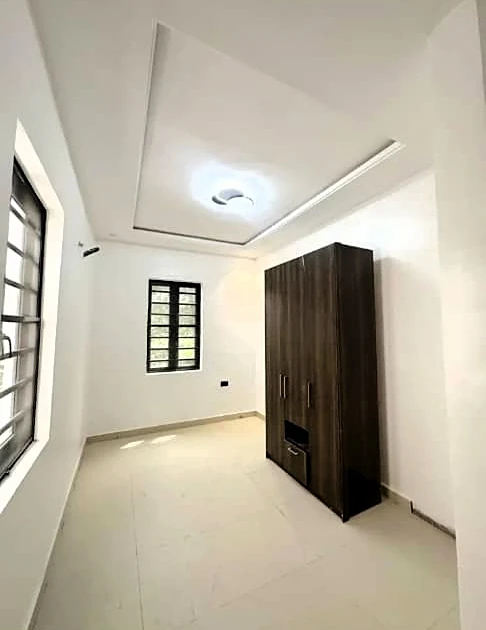 Duplex for Sale in Ologolo Lekki, Lagos - Image 6