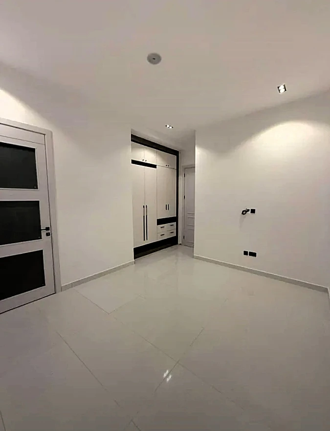 Duplex for Sale in Lekky county, Lagos - Image 5