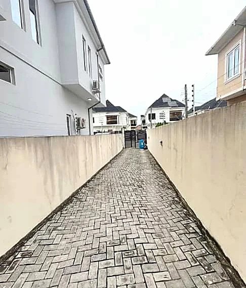 Duplex for Sale in Idado, Lekki, Lagos - Image 3