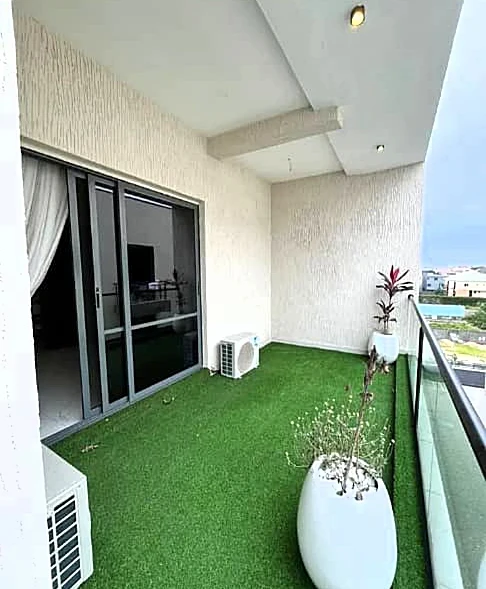 Pent-House for Sale in Lekki phase 1, Lagos - Image 4