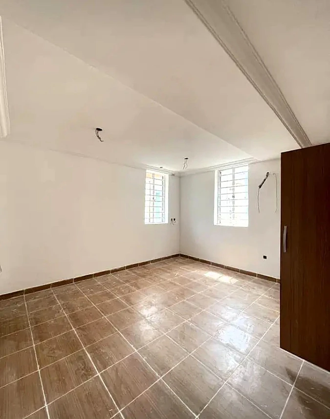 3 Bedroom Flat for Sale in Yaba, Lagos - Image 2