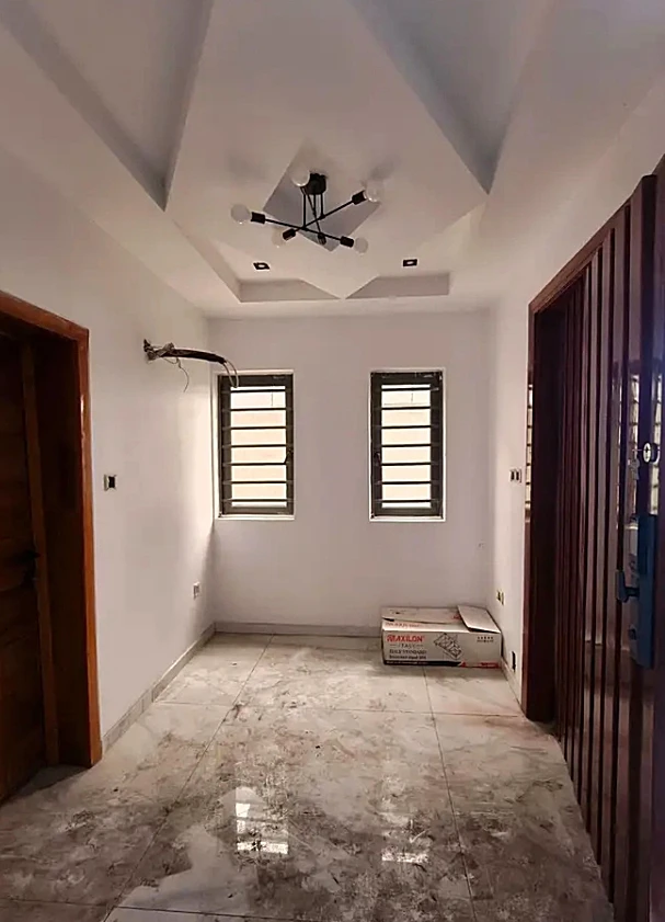 Duplex for Sale in Magodo phase 2, Lagos - Image 3