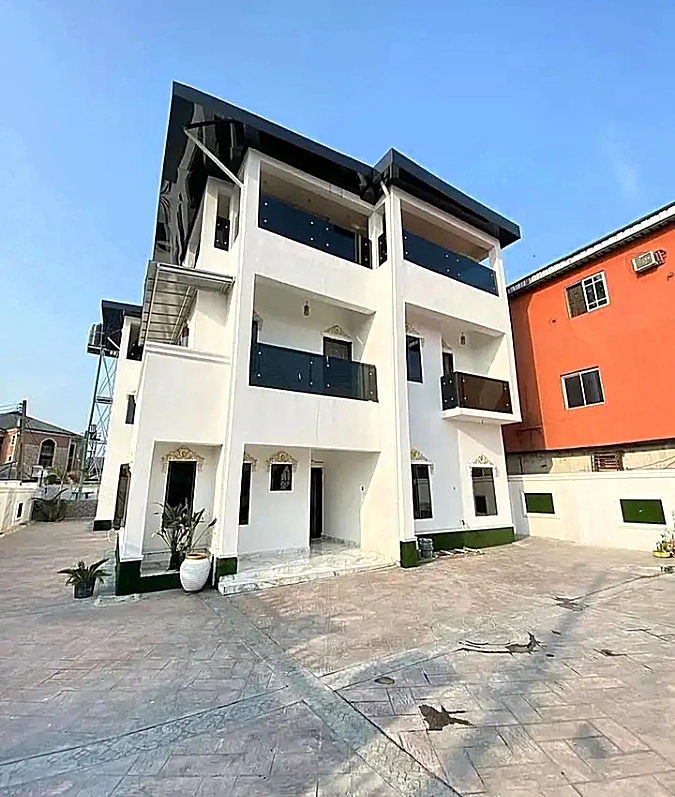Duplex for Sale in Woji Estate, Rivers - Image 1