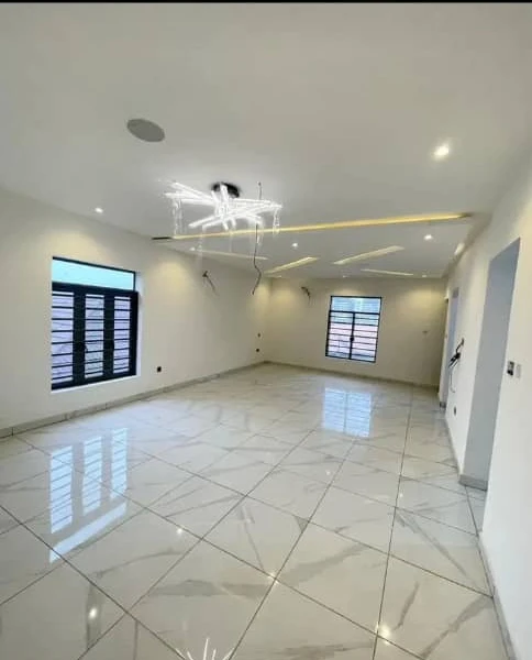 Duplex for Sale in Lekki phase 1, Lagos - Image 5