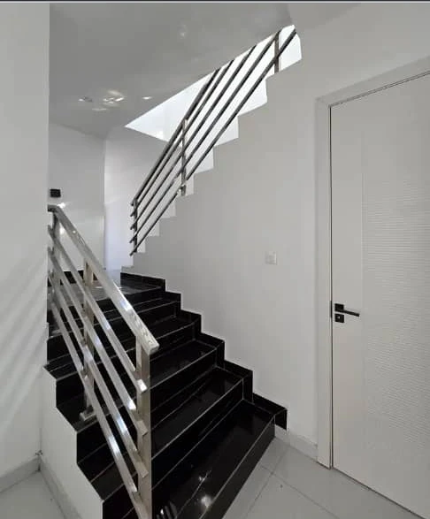 Duplex for Sale in Ikate Lekki, Lagos - Image 4
