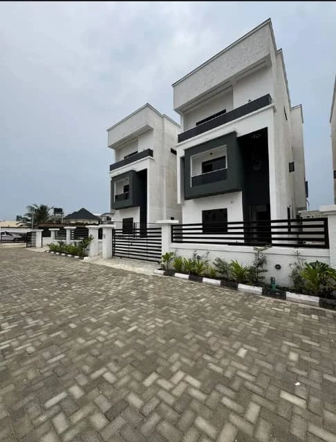 Duplex for Sale in Ikate Lekki, Lagos - Image 1