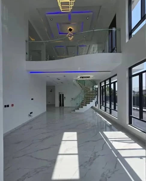 Duplex for Sale in Osapa Lekki, Lagos - Image 4