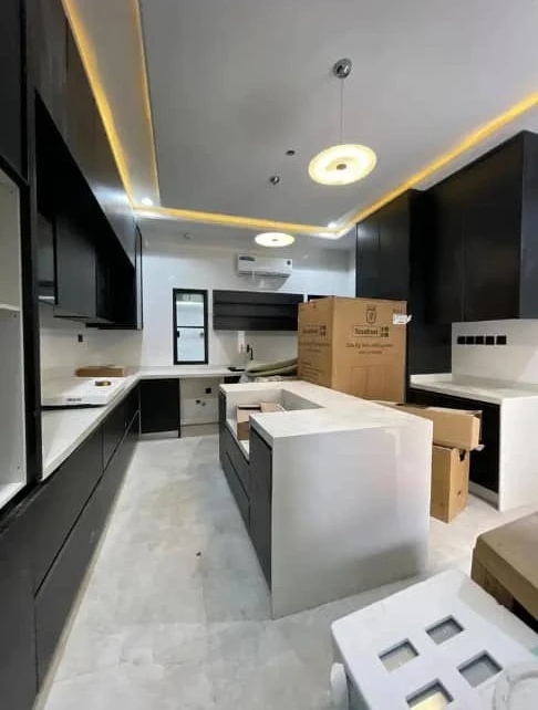 Duplex for Sale in Lekki phase 1, Lagos - Image 5