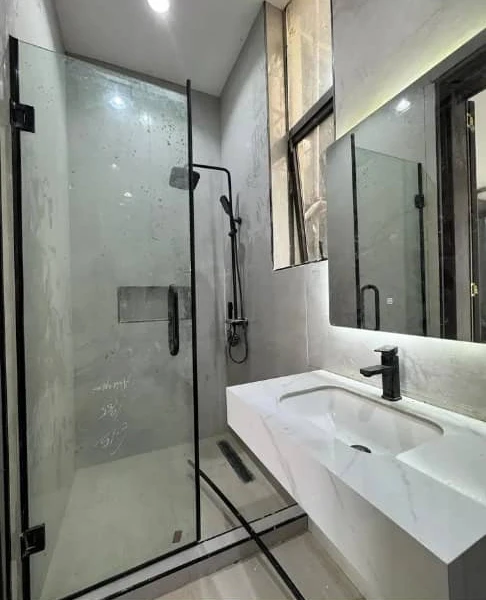 Pent-House for Sale in Lekki phase 1, Lagos - Image 3