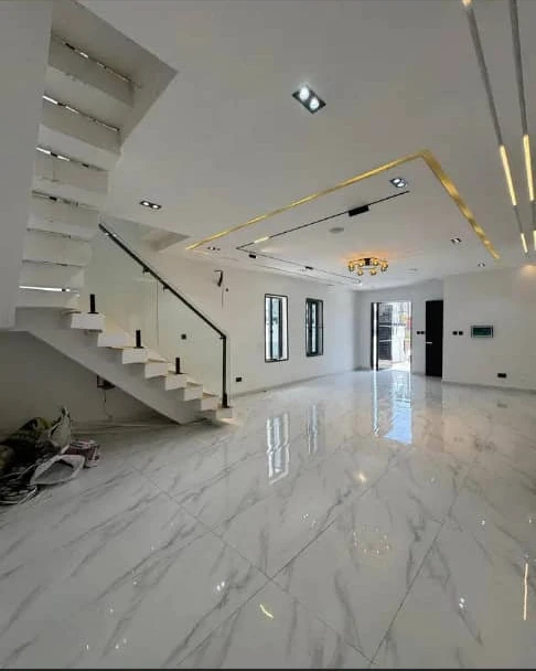 Duplex for Sale in Ikate Lekki, Lagos - Image 4