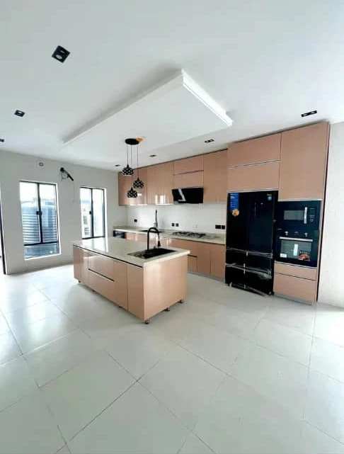 Duplex for Sale in Lekki phase 1, Lagos - Image 6