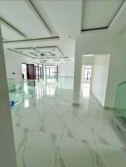 Duplex for Sale in Lekki phase 1, Lagos - Image 5