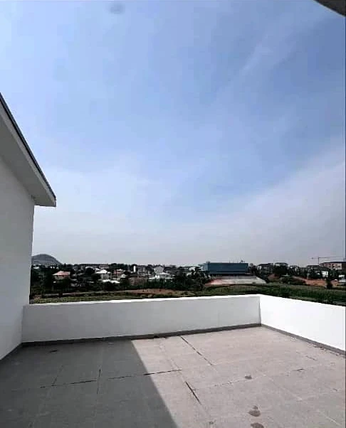 Duplex for Sale in Wuye, FCT - Image 5