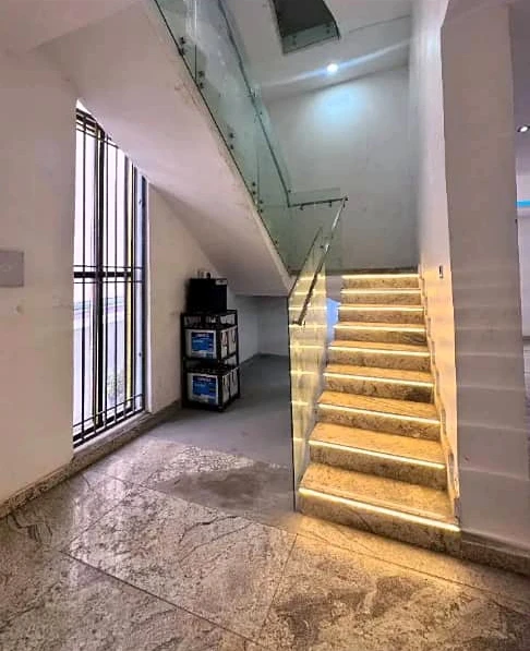 Duplex for Sale in Wuye, FCT - Image 3