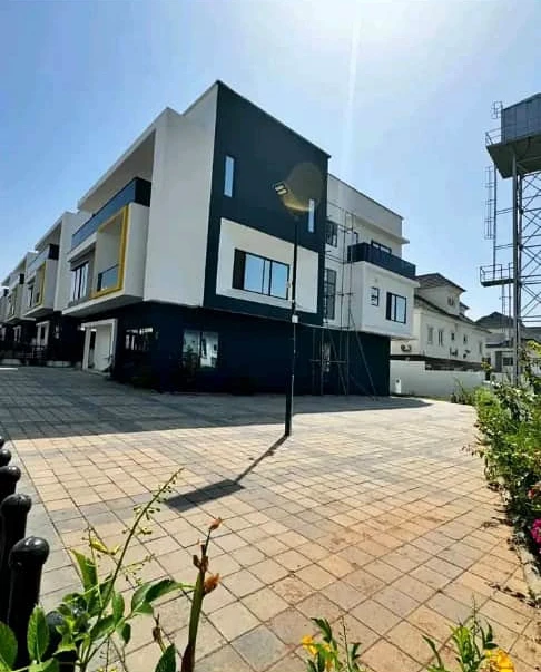 Duplex for Sale in Guzape, FCT - Image 2