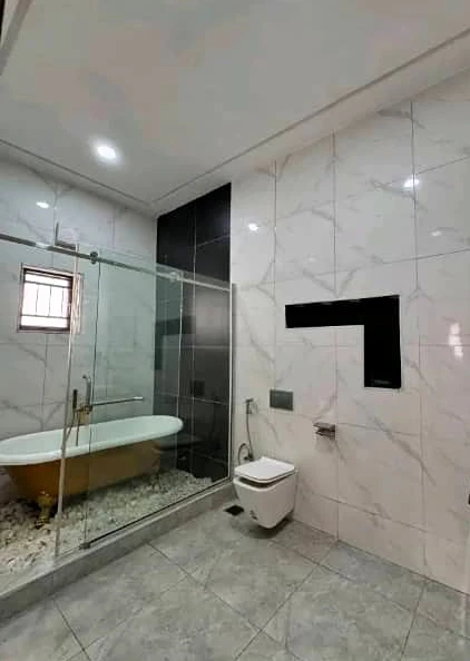 Duplex for Sale in Guzape, FCT - Image 6