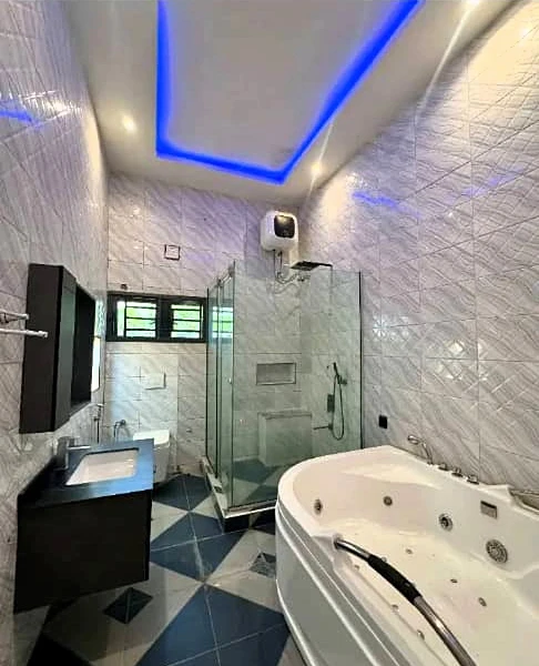 Duplex for Sale in Gwarimpa, FCT - Image 6