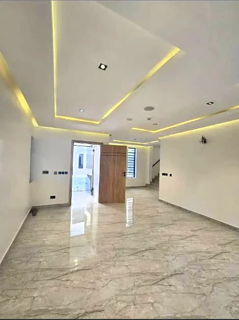 Duplex for Sale in Lekki phase 1, Lagos - Image 3