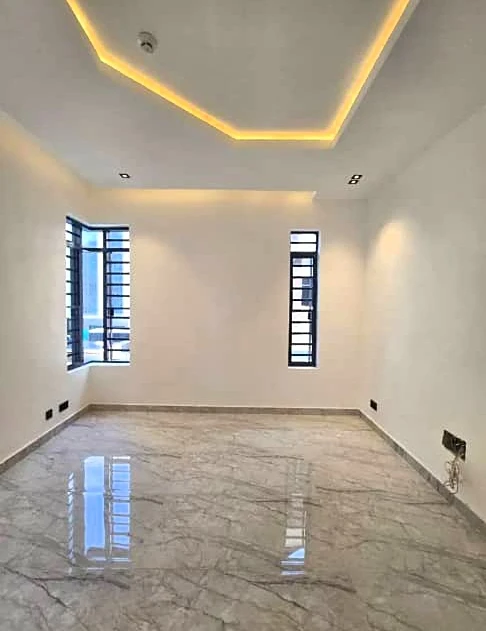 Duplex for Sale in Lekki phase 1, Lagos - Image 6