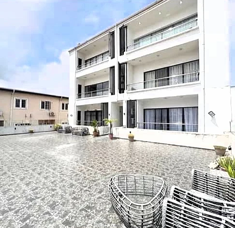 3 Bedroom Flat for Rent in Ikate Lekki, Lagos - Image 1