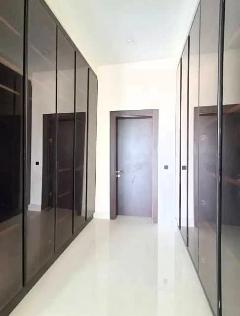Pent-House for Sale in Ikoyi, Lagos - Image 2