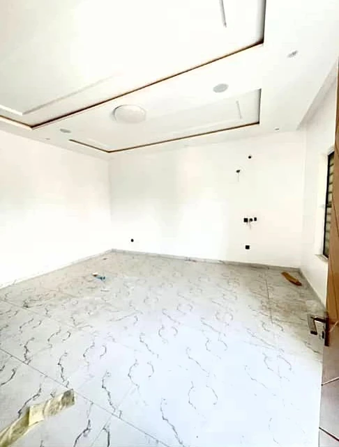 Duplex for Sale in Victoria Garden City, Lagos - Image 1