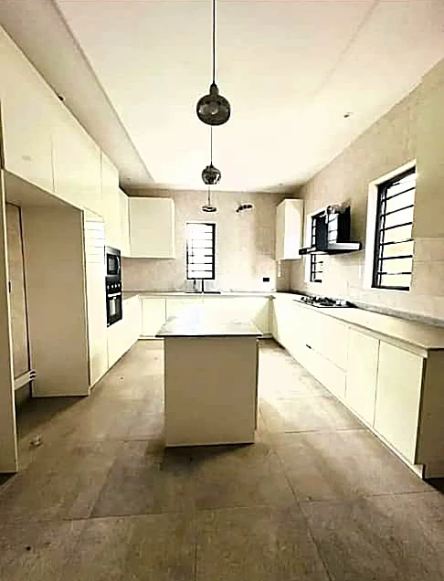 Duplex for Sale in Magodo phase 2, Lagos - Image 6